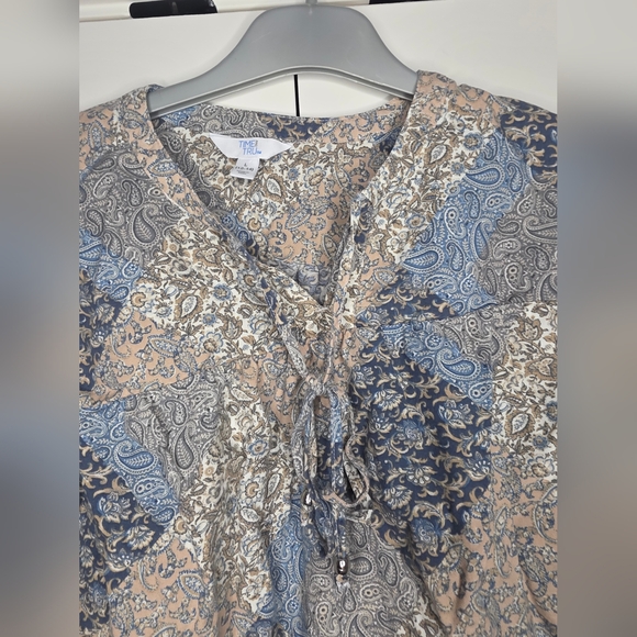 Time and Tru Large (12-14) Womens Blue Beige Paisley Patchwork Long Sleeve Top - Picture 3 of 10